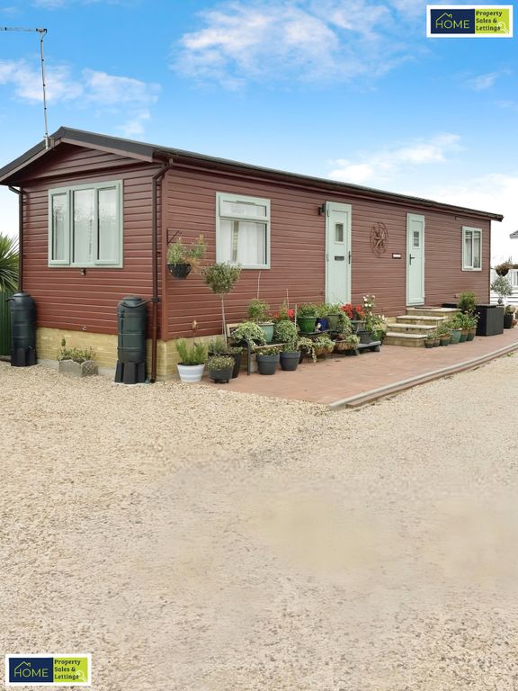 Property photo 1 of 5 Whistle Stop Park, Main Road, Stamford