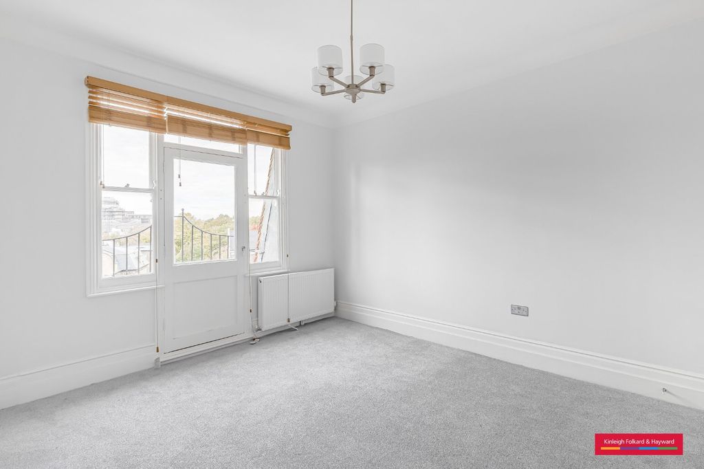 Property photo 3 of 19 Picture No. 02