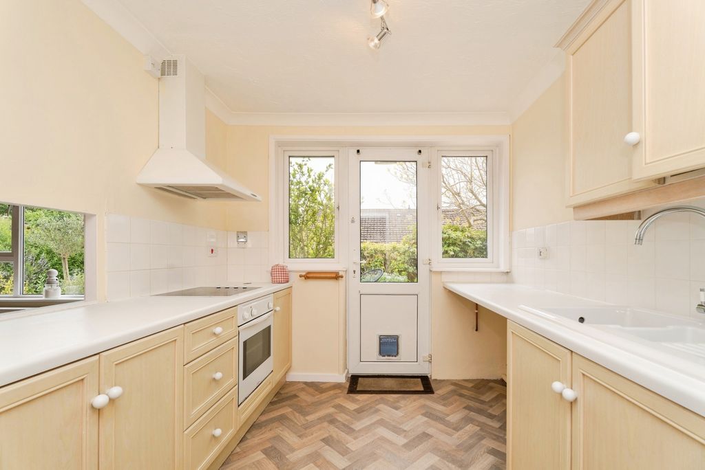 Property photo 3 of 15 Pbox-Img.Jpg