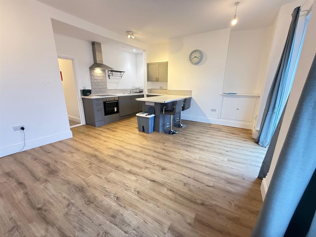 Property photo 2 of 9 3.Jpg