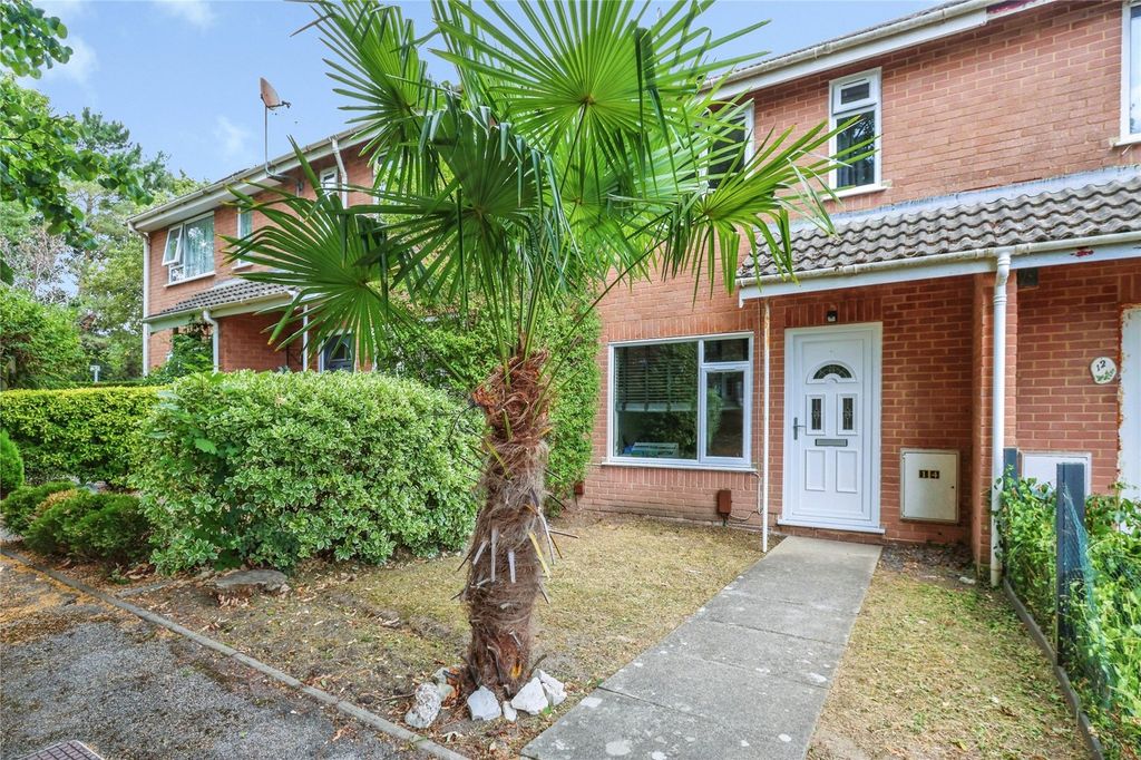 Property photo 1 of 16 External