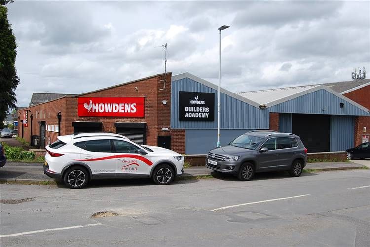 Property photo 1 of 7