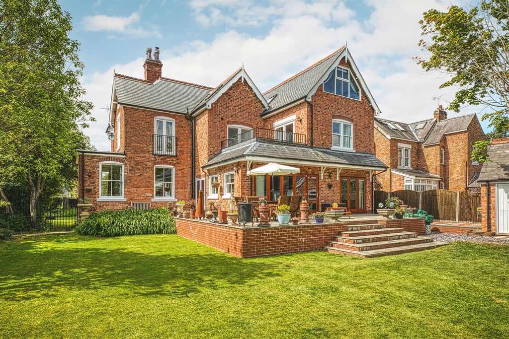 Additional image 56 of 5 bed detached house for saleStation Road, Mickleover, Derby DE3