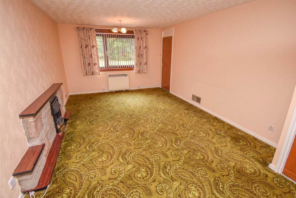 Property photo 2 of 14 Lounge-Dining Room-2.Jpg