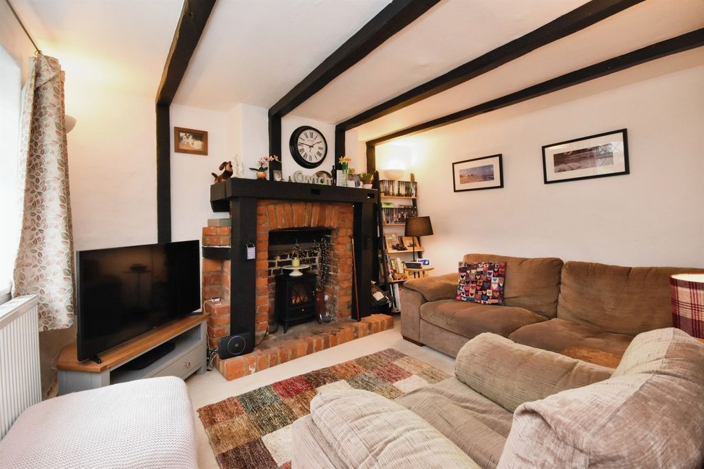 Property photo 2 of 16