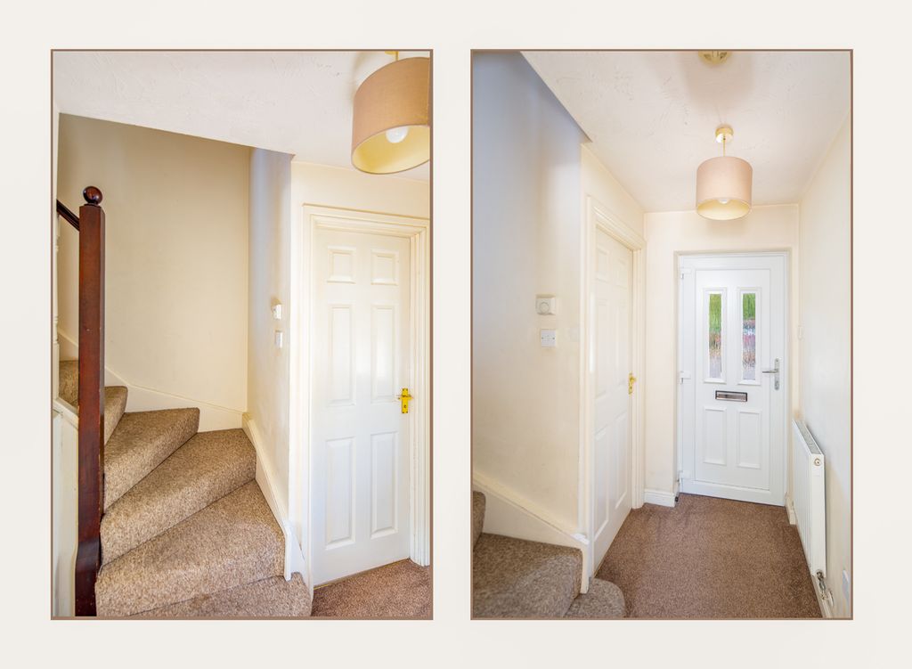 Property photo 2 of 22 Entrance Hall