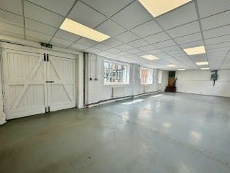 Property photo 3 of 5 0869Ceac-cd52-41Fa-A1A8-F6972B4F96F8.Jpg