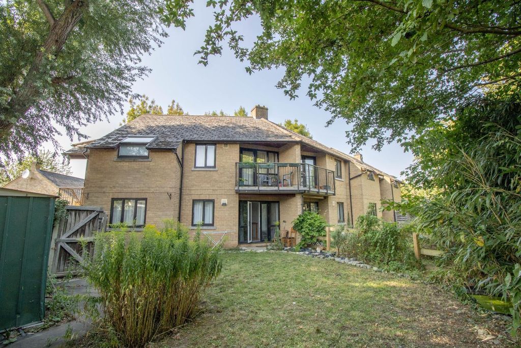 Property photo 2 of 14 Img_2539.Jpg