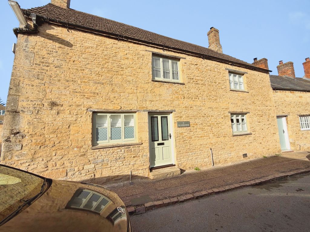 Property photo 1 of 13