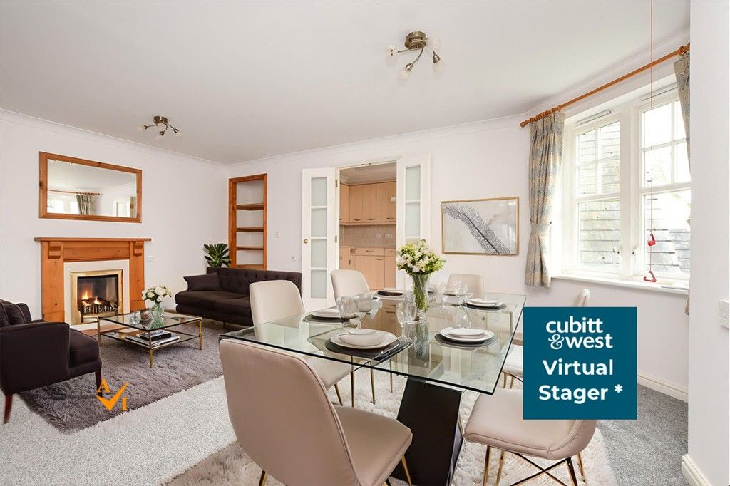 Property photo 3 of 17 Lounge / Diner (Modern)