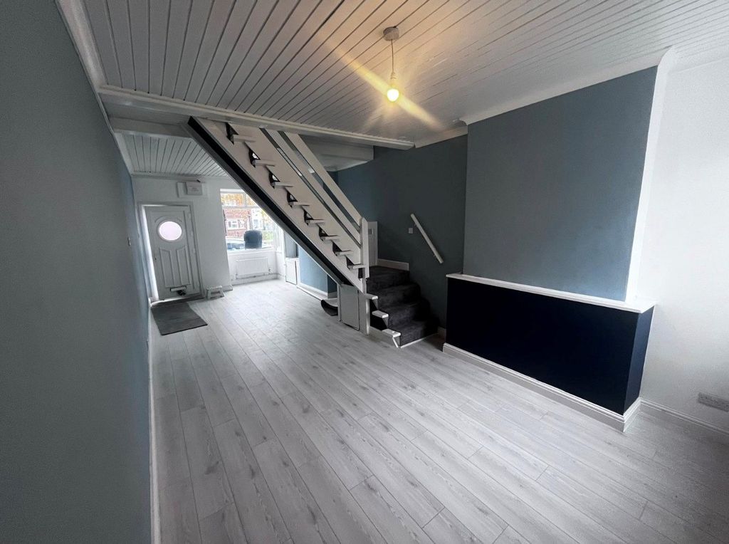 Property photo 2 of 6 Image