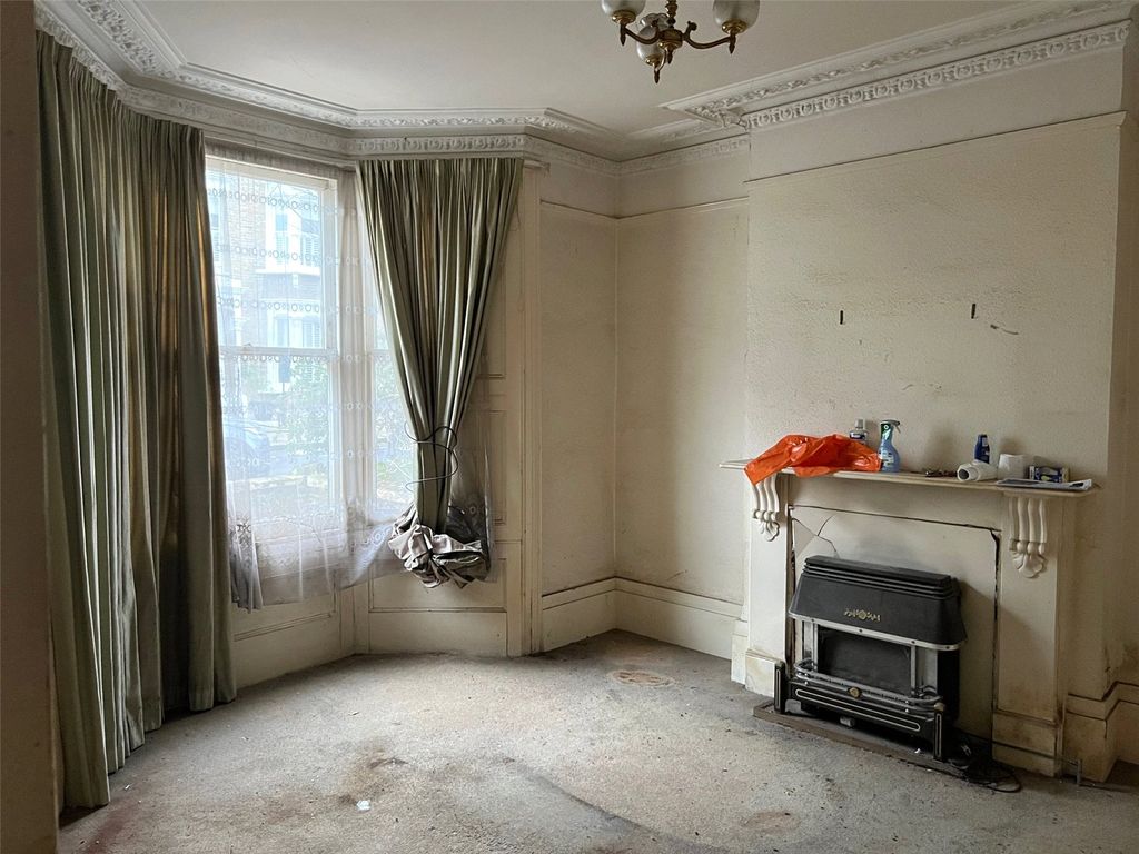 Property photo 2 of 4 Picture No. 09