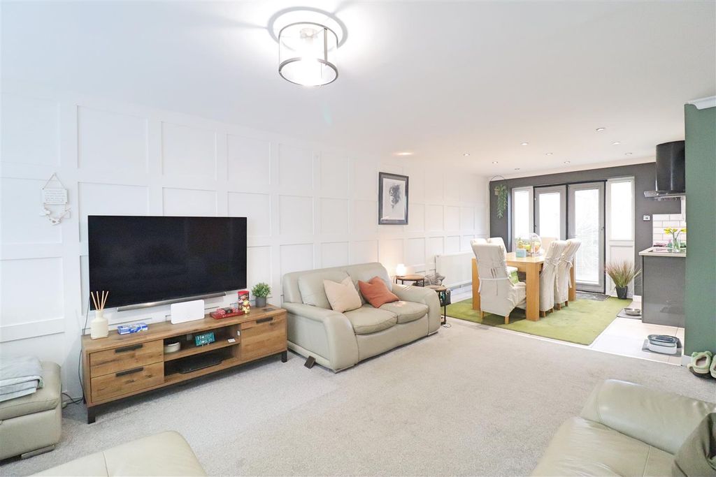 Property photo 2 of 18 Img_2732.Jpg