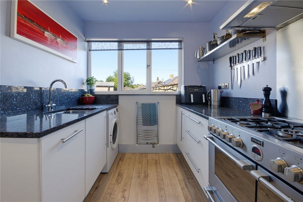 Property photo 2 of 22 Kitchen