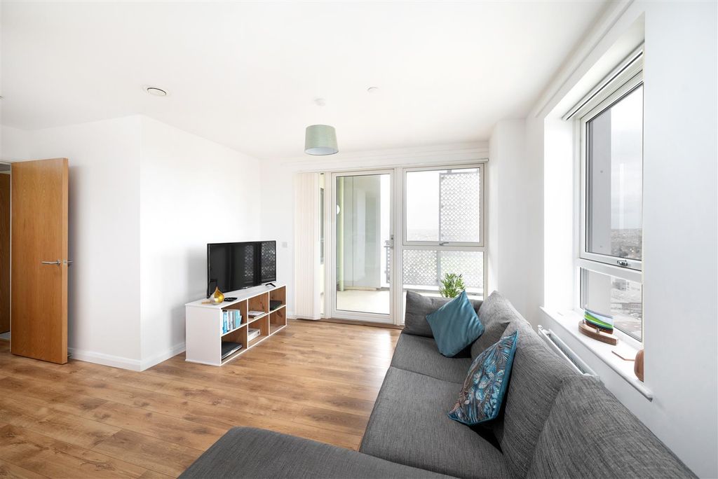 Property photo 2 of 17 P02.Jpg