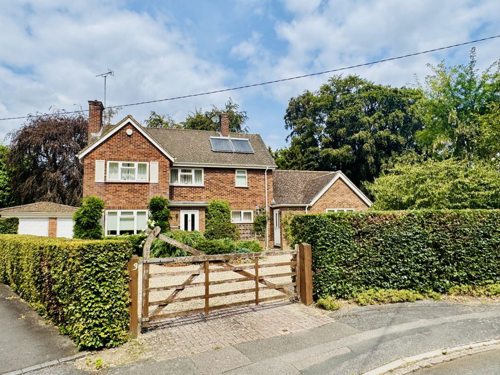 Property photo 2 of 13