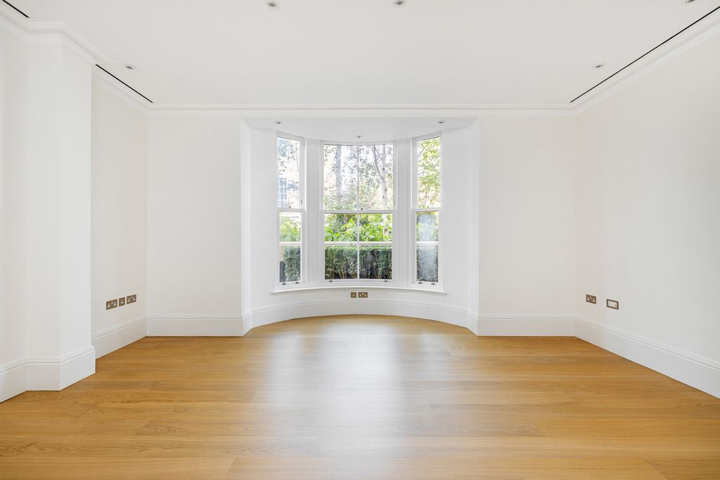 Property photo 2 of 33 Picture 2