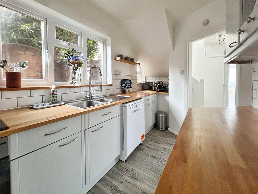 Property photo 2 of 21 4E2817d3-Image00013.Jpeg