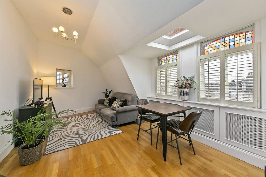 Property photo 2 of 11 Picture No. 04