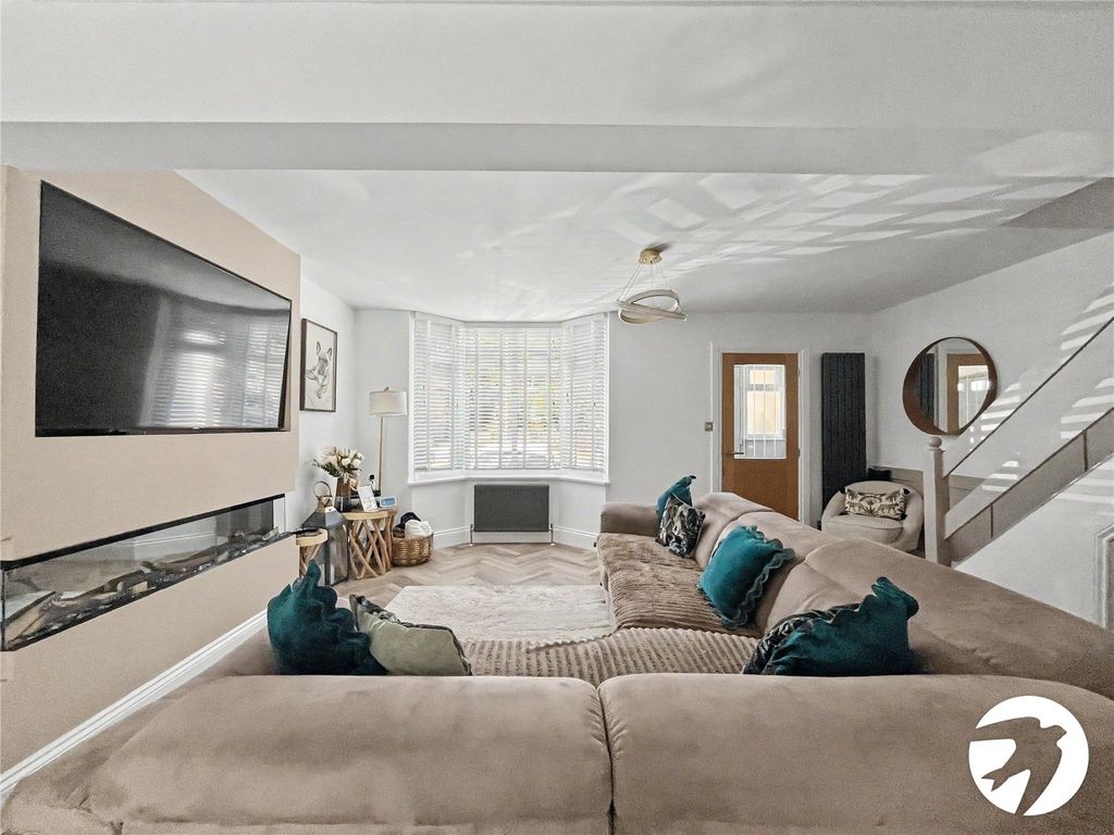 Property photo 3 of 21 Picture No. 09