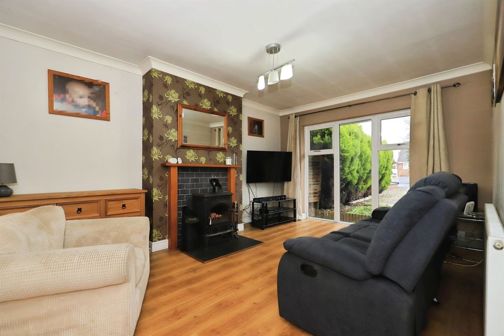 Property photo 3 of 20