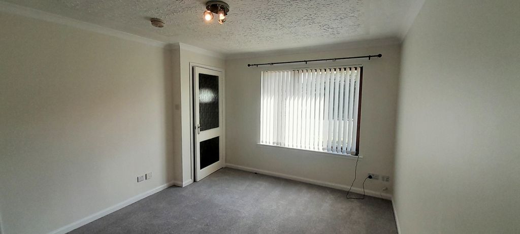 Property photo 2 of 14 20250820_145728