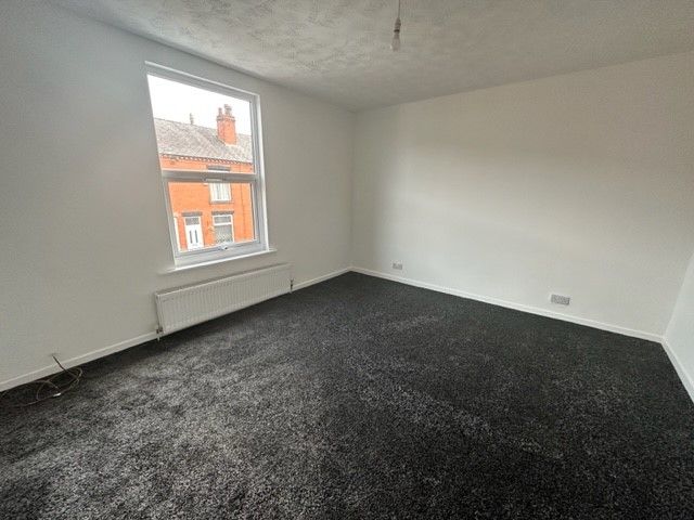 Property photo 2 of 8 Photo