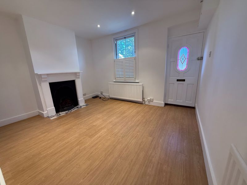 Property photo 2 of 13 Photo 11