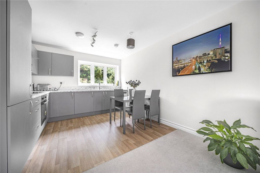 Property photo 3 of 12 Picture No. 09