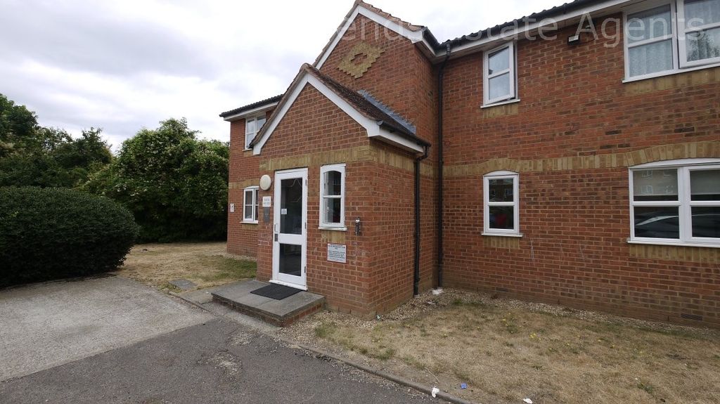 Property photo 2 of 7