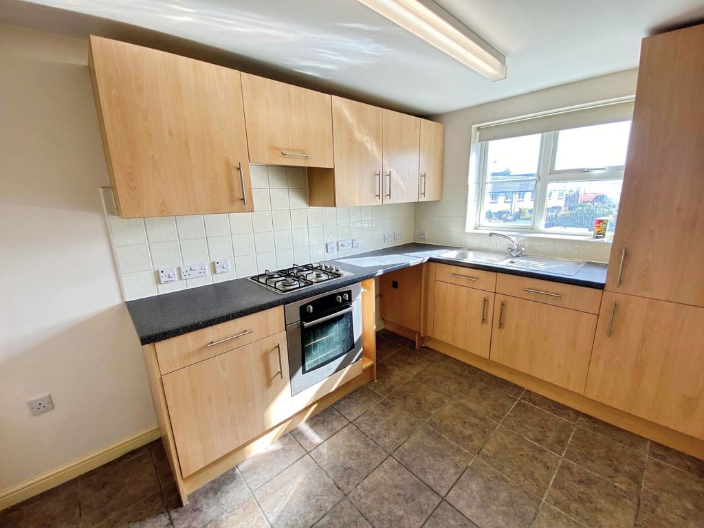 Property photo 3 of 6