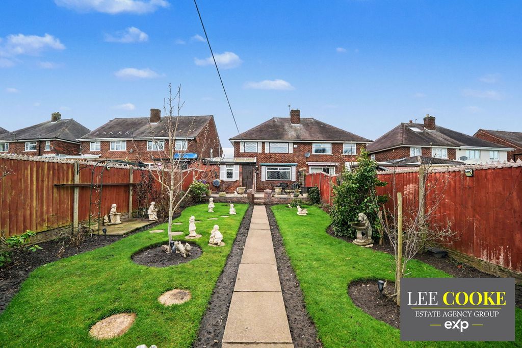 Property photo 3 of 23