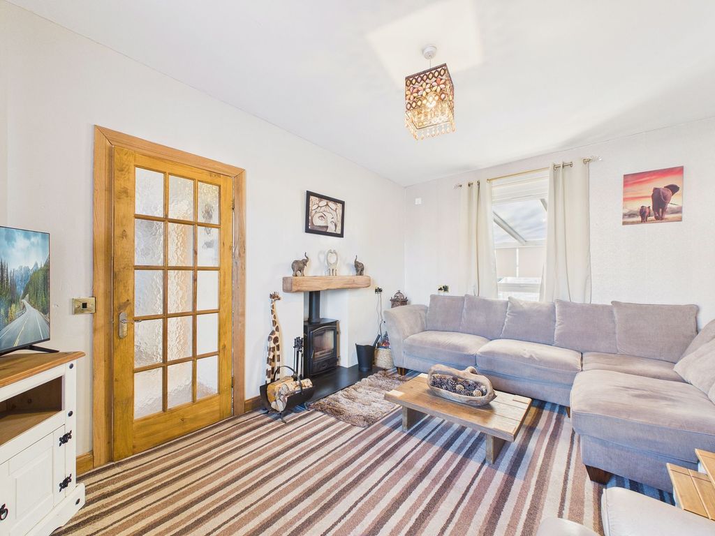 Property photo 2 of 10 Lounge