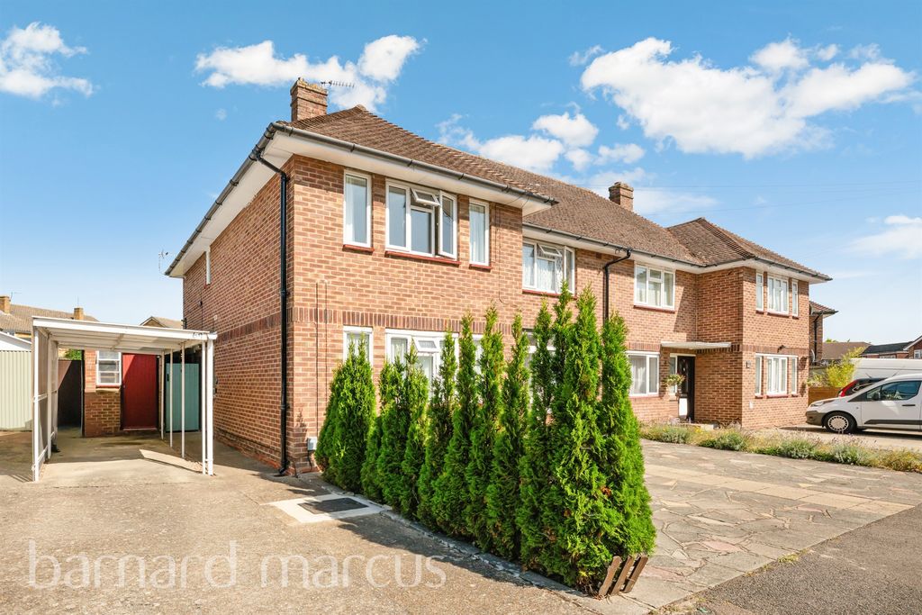 Property photo 1 of 12