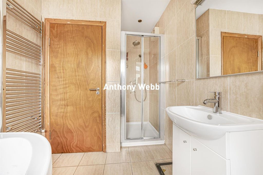 Additional image 24 of 7 bed detached house for saleChalkwell Park Avenue, Enfield EN1