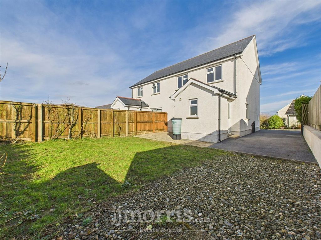 Property photo 3 of 26 Externally