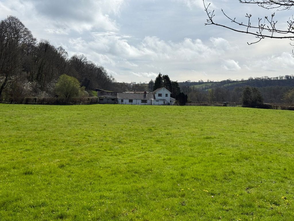 Property photo 3 of 67