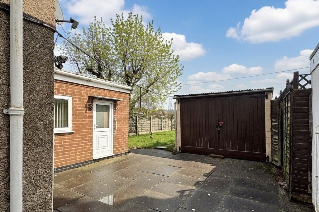 Property photo 3 of 14 Picture No. 12