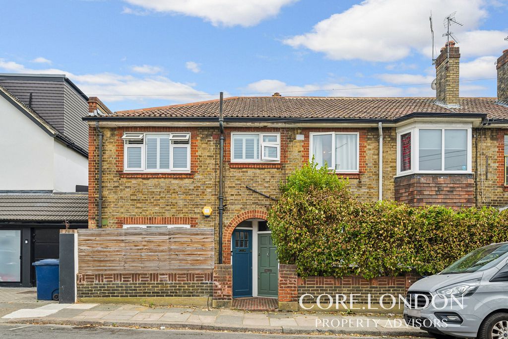 Property photo 1 of 17