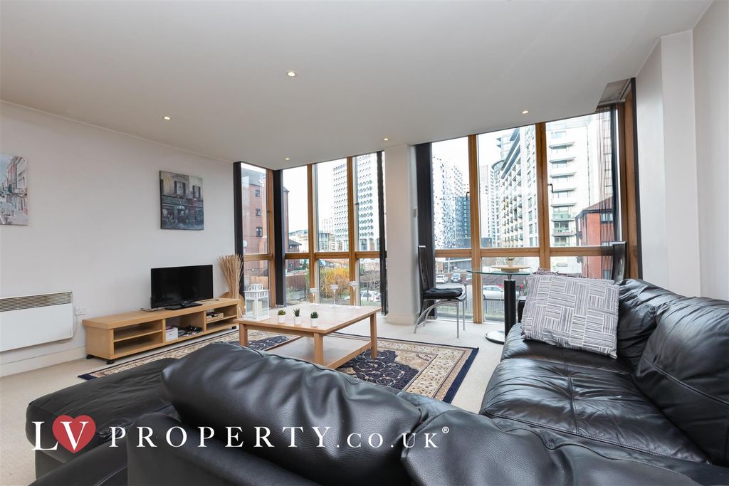 Property photo 1 of 14 5.Jpg