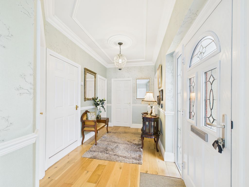 Property photo 2 of 41