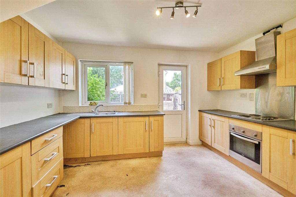 Property photo 3 of 21 Picture No. 25