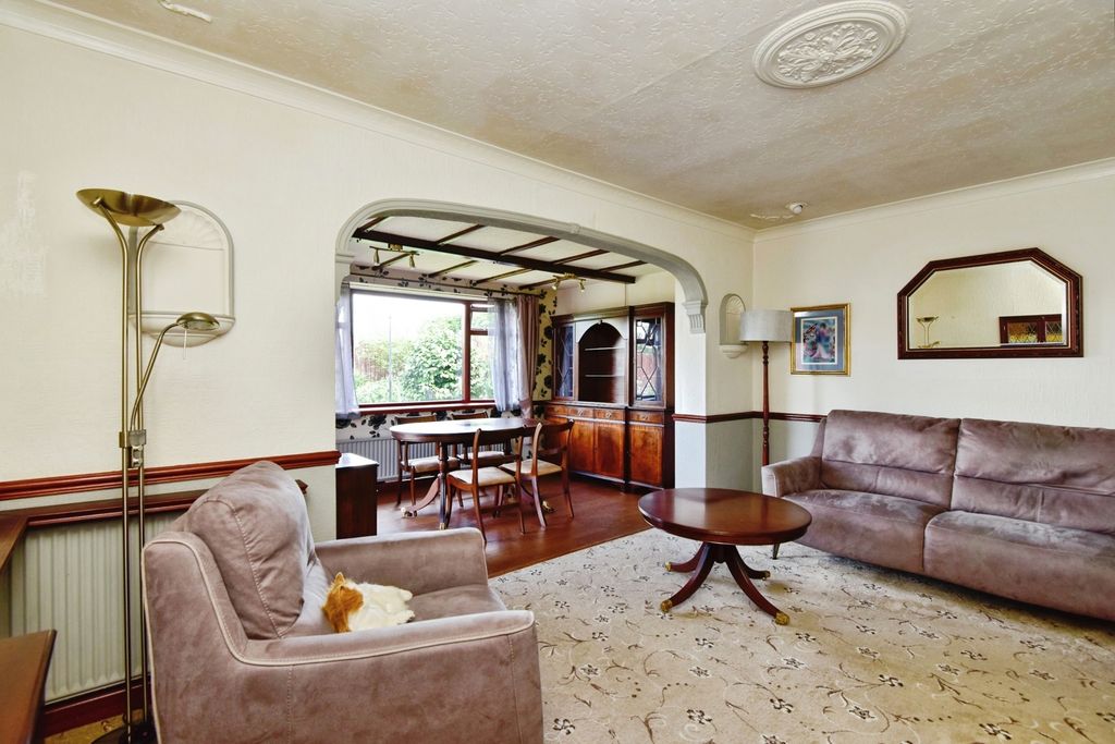 Property photo 2 of 20 Pbox-Img.Jpg