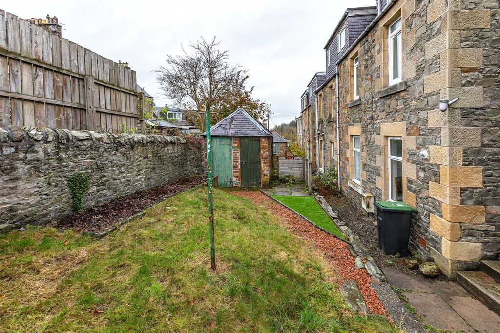 Property photo 3 of 23 9 Millburn Place Selkirk 37.Jpg