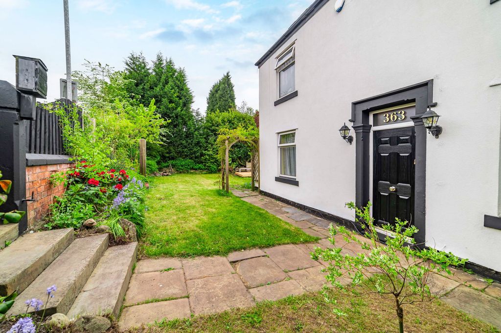 Property photo 2 of 36