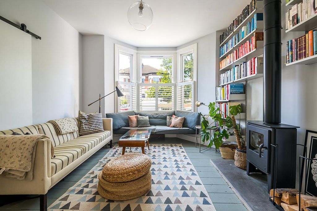 Property photo 2 of 27 Copleston Road-9.Jpg