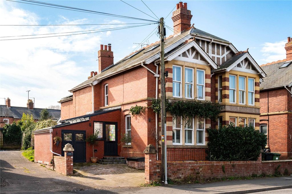 4 bed semi-detached house for saleWhitecross Road, Hereford, Herefordshire HR4