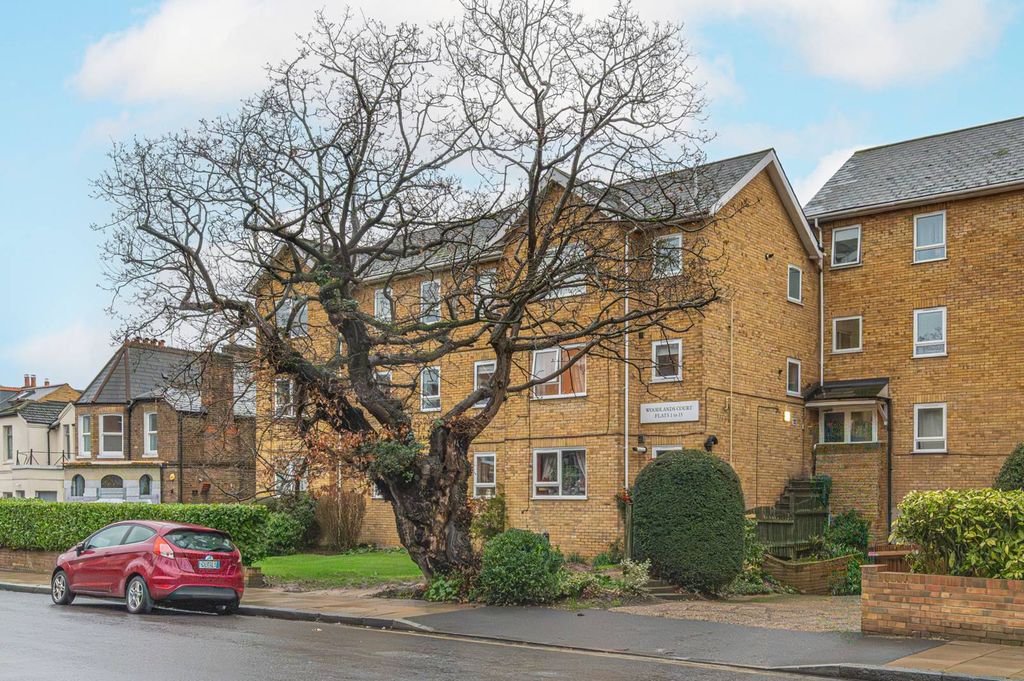 Property photo 2 of 17