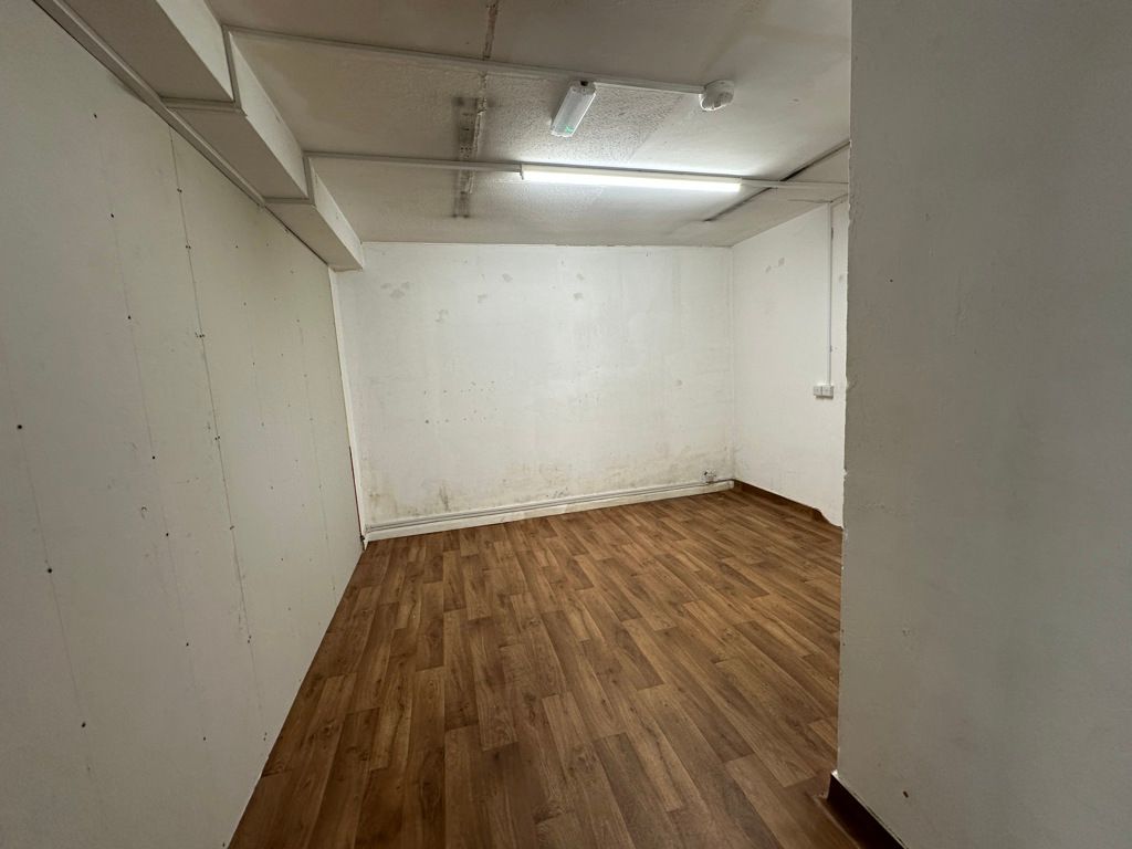 Property photo 3 of 7 Photo 3