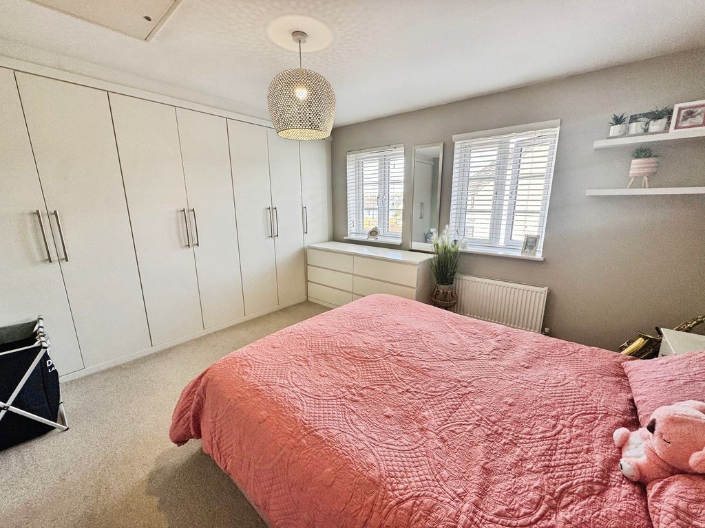 Additional image 5 of 3 bed town house for saleKing Oswald Drive, Blaydon NE21